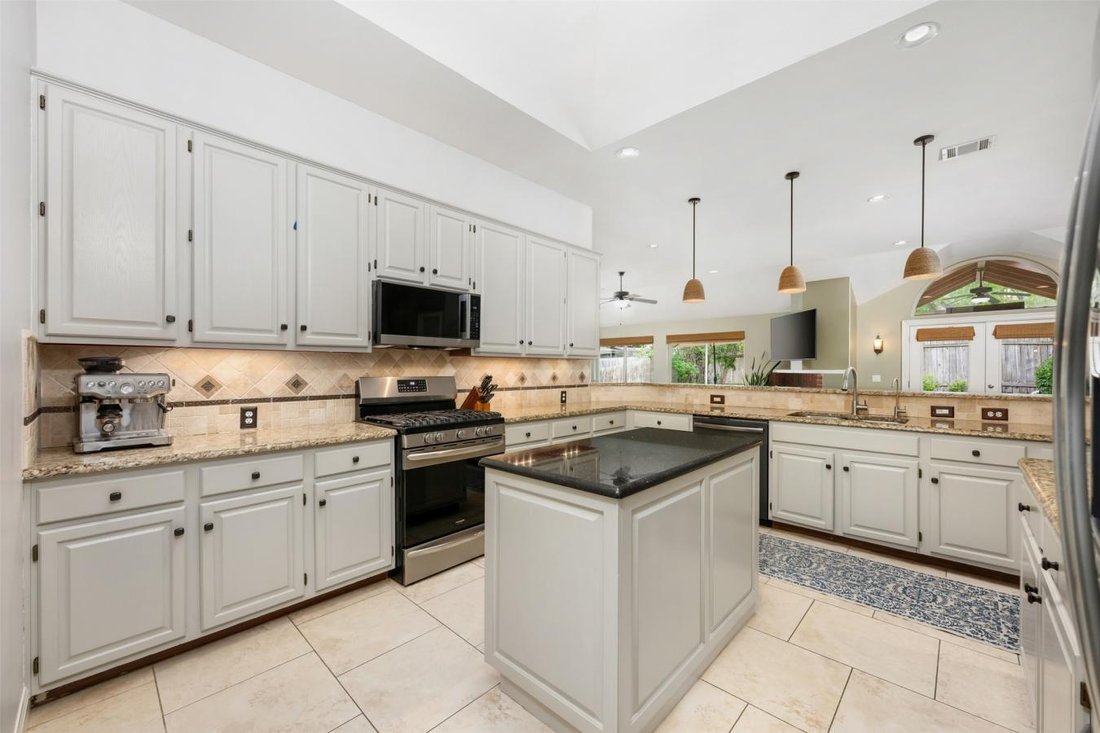 House in Austin, Texas, United States 3 - 17937691