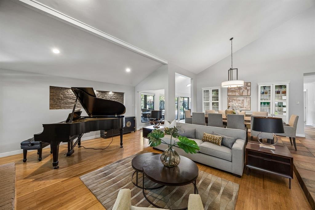 House in Dallas, Texas, United States 5 - 17934192