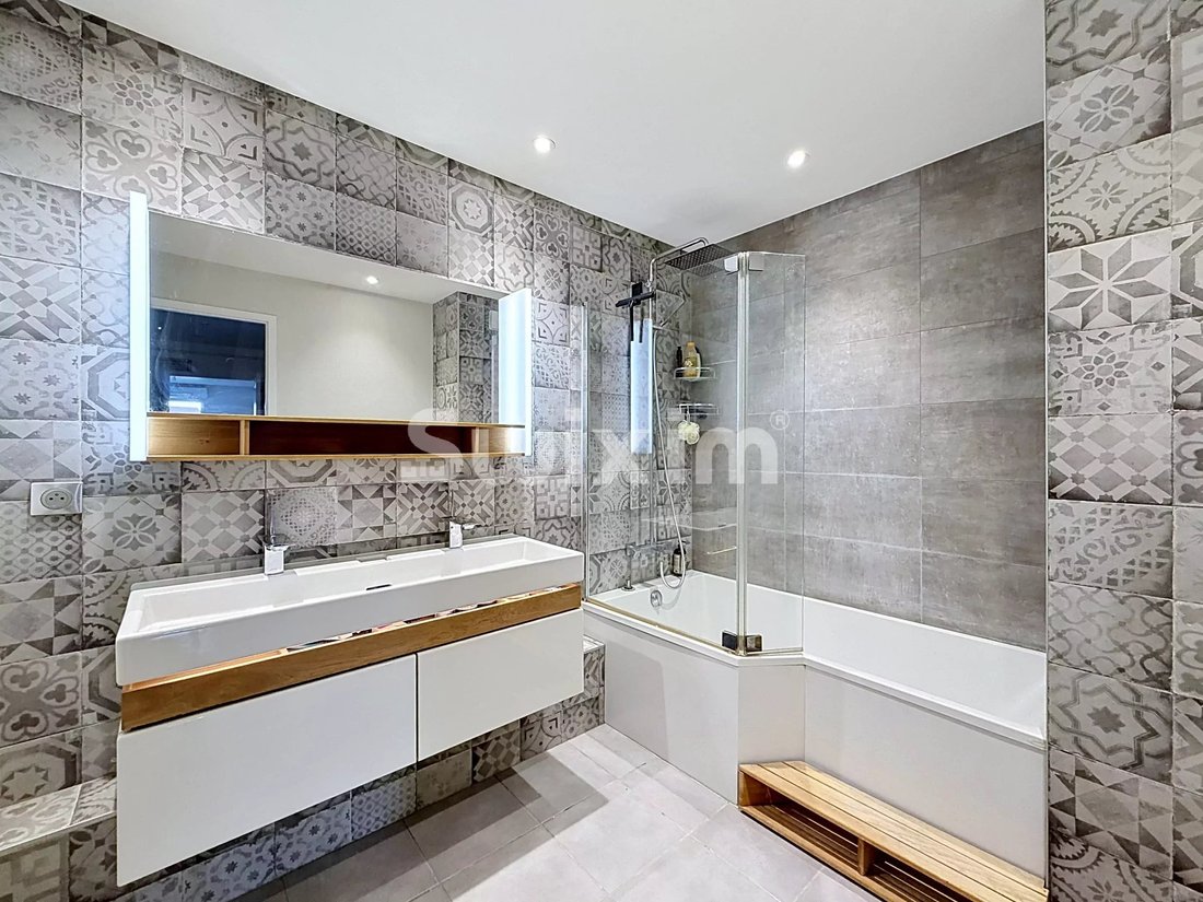 Apartment in Ouest, Saint-Genis-Pouilly, France 5 - 17944576