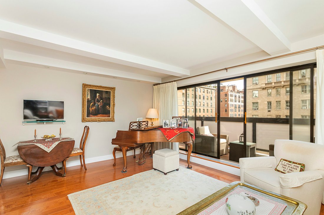 Co Op in New York, New York, United States 2 - 17933344