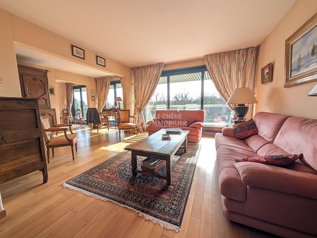 Apartment in Le Chesnay, Le Chesnay-Rocquencourt, France 1 - 17324883