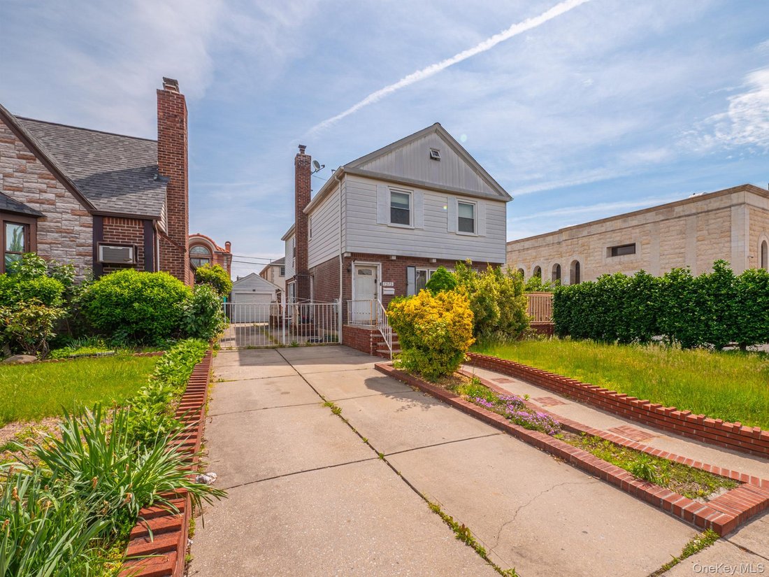House in New York, New York, United States 4 - 17933644