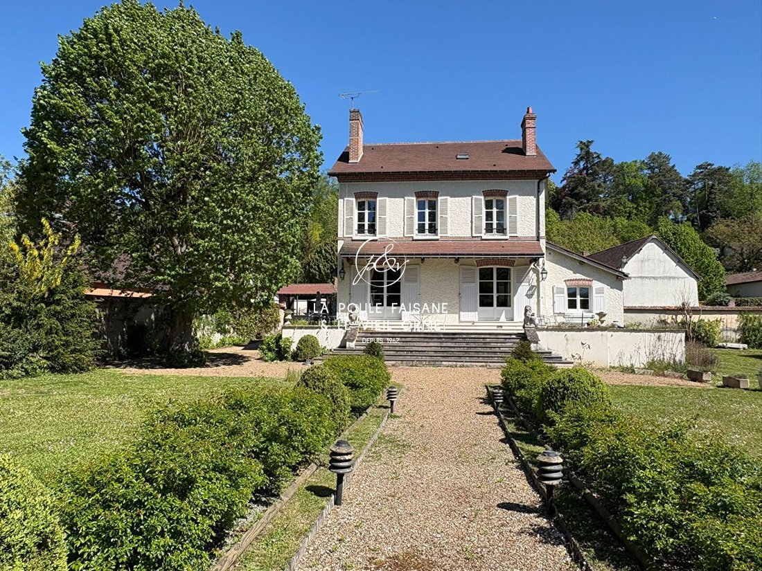 House in Nogent-le-Roi, Centre-Val de Loire, France 2 - 17852667