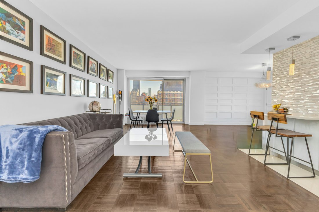 House in New York, New York, United States 1 - 17505212