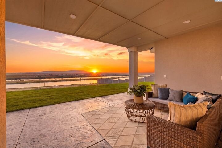House in Pasco, Washington, United States 2 - 17936412
