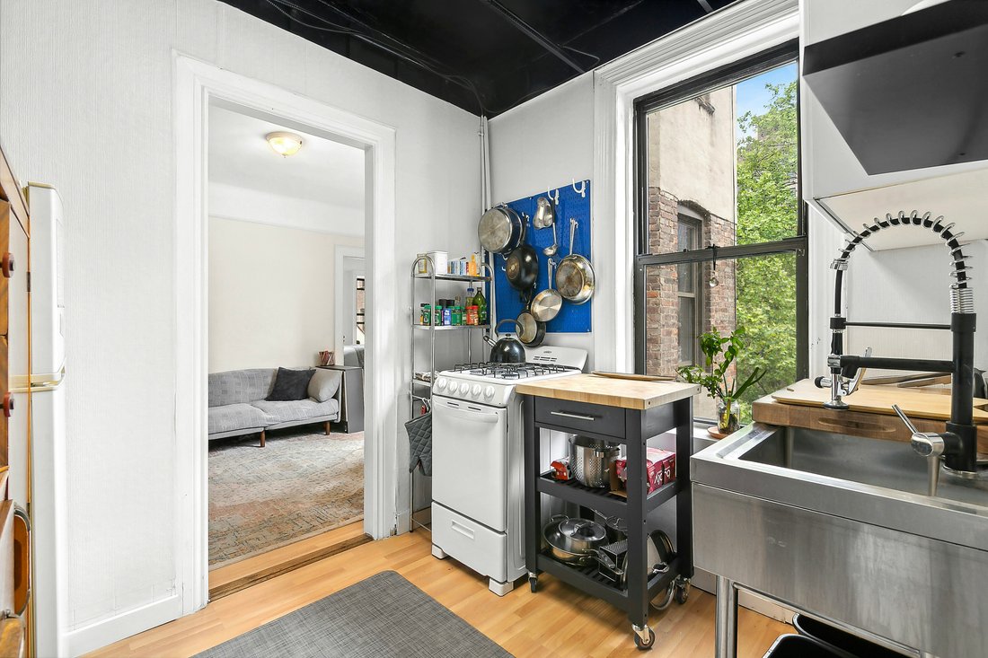 Co Op in New York, New York, United States 2 - 17933238
