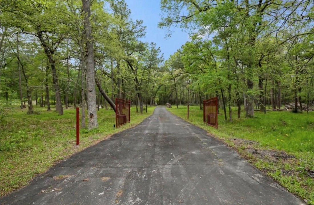 House in Waller, Texas, United States 3 - 17940940