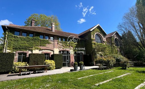 House in Houdan, Ile-de-France, France 1