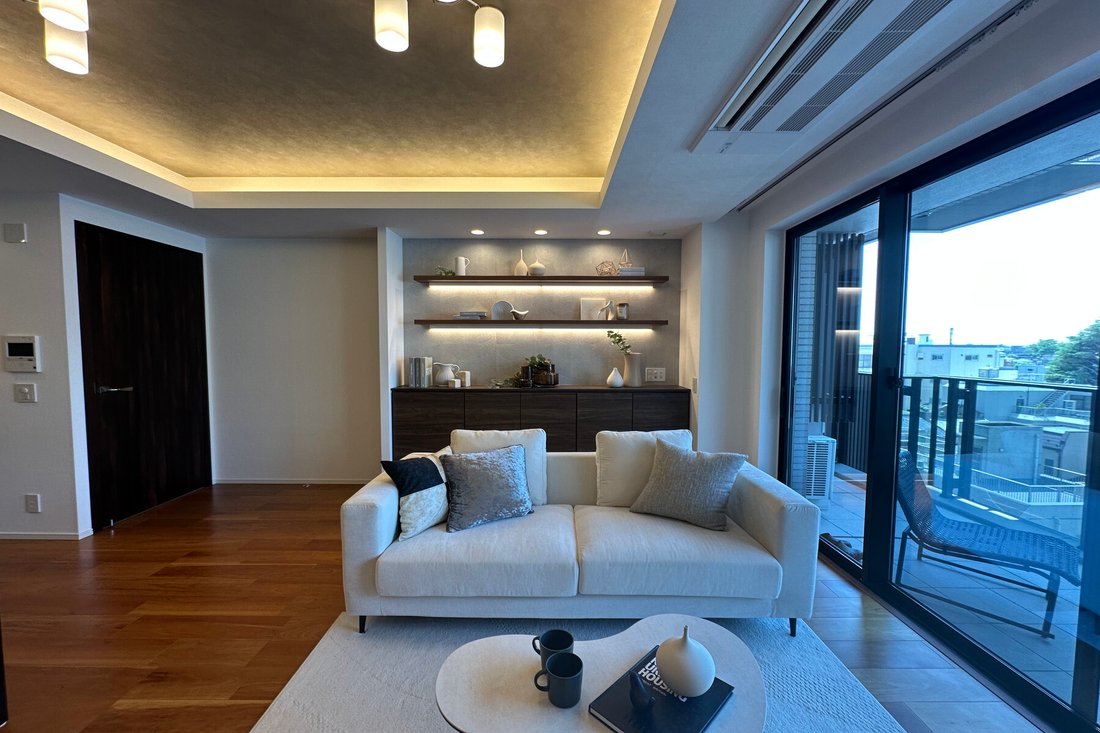 Condo in Shibuya City, Tokyo, Japan 2 - 17945510