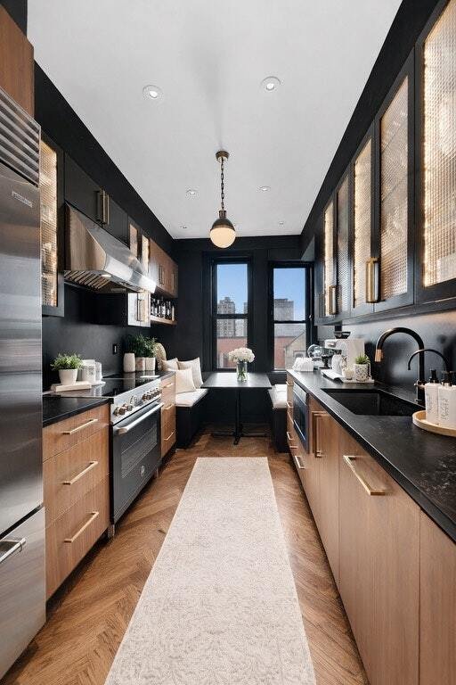 Co Op in New York, New York, United States 5 - 17714096