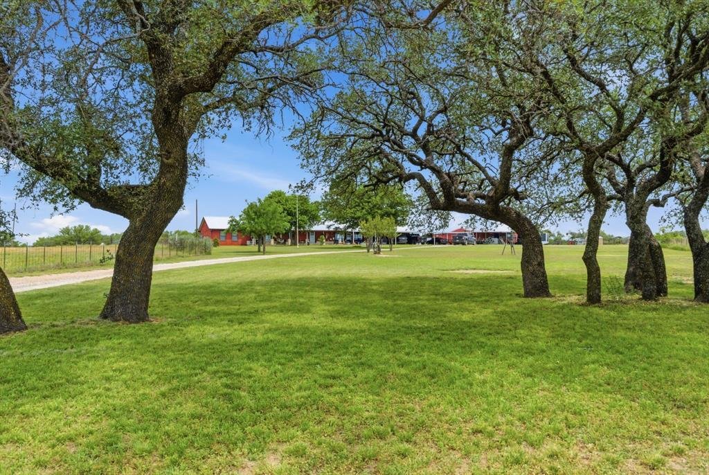 House in Mullin, Texas, United States 1 - 17813849