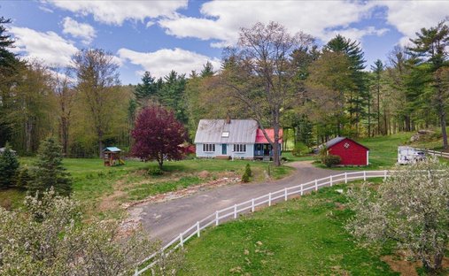 House in Winchester, New Hampshire, United States 1