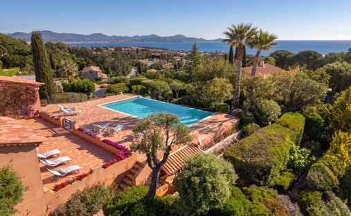 House in Frejus, Provence-Alpes-Côte d'Azur, France 1