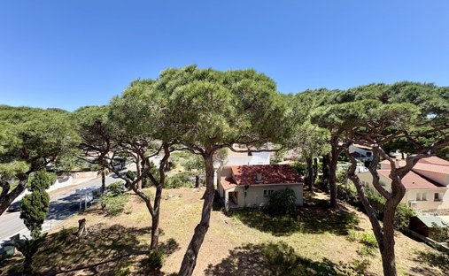 Appartement à Hyères, Provence-Alpes-Côte d'Azur, France 1