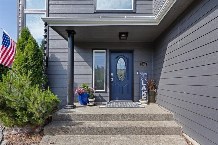 House in Nine Mile Falls, Washington, United States 4 - 17941987