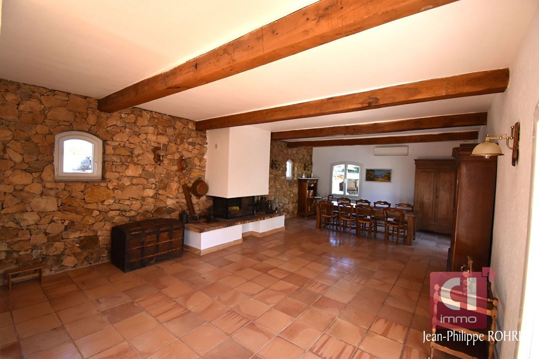 House in Besse-sur-Issole, Provence-Alpes-Côte d'Azur, France 3 - 16654645