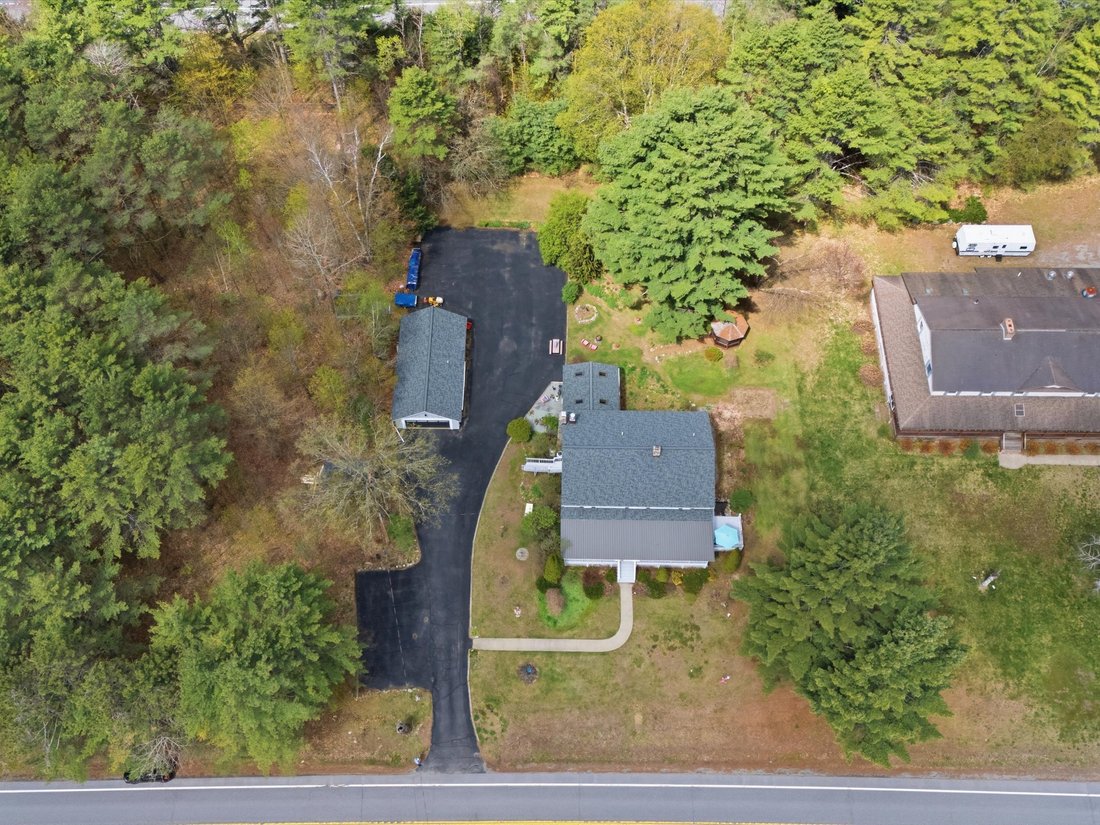 House in Schroon Lake, New York, United States 2 - 17929534