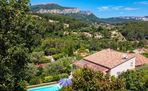 House in Le Faron-Fort-Rouge, Toulon, France 1