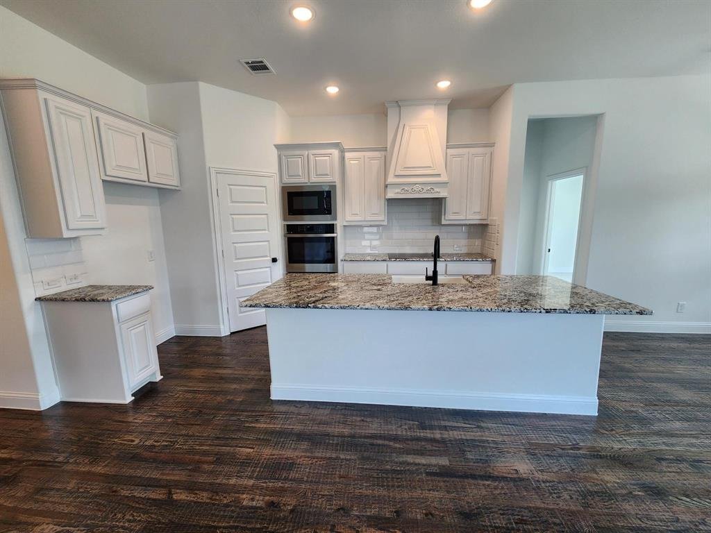 House in Gainesville, Texas, United States 2 - 17759403