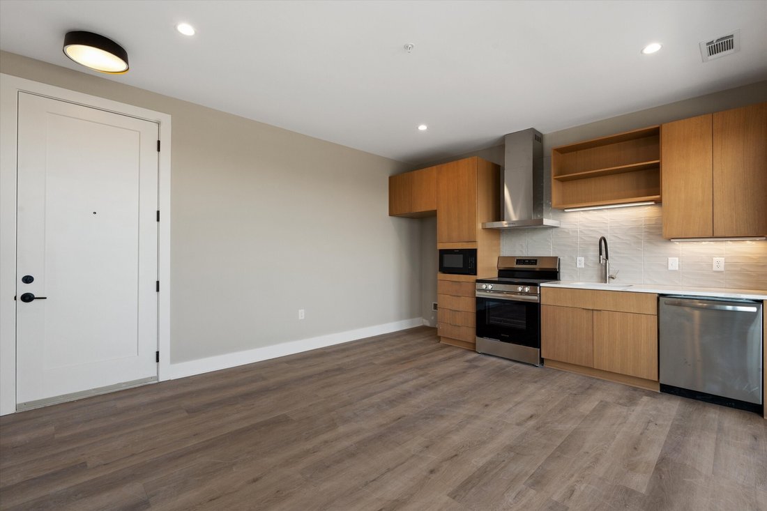 Condo in Nashville, Tennessee, United States 5 - 17937334