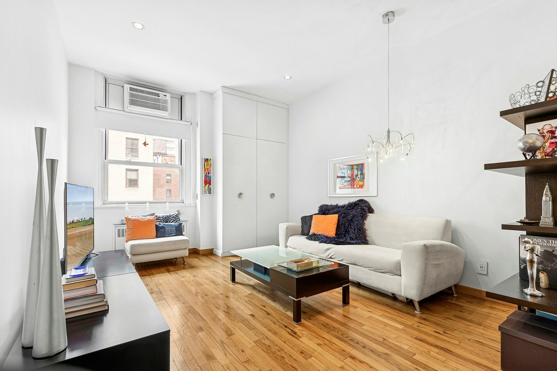 Co Op in New York, New York, United States 1 - 17051695