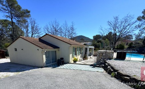 House in Rocbaron, Provence-Alpes-Côte d'Azur, France 1