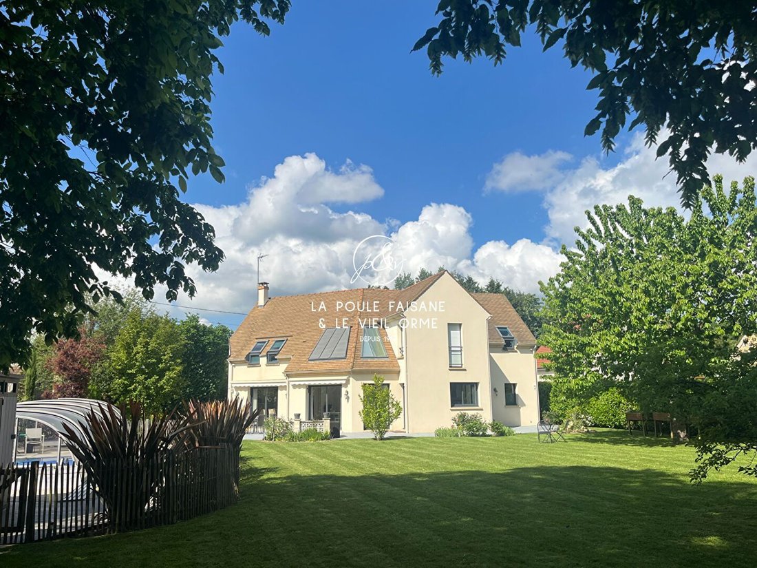 House in Rambouillet, Ile-de-France, France 1 - 17881392