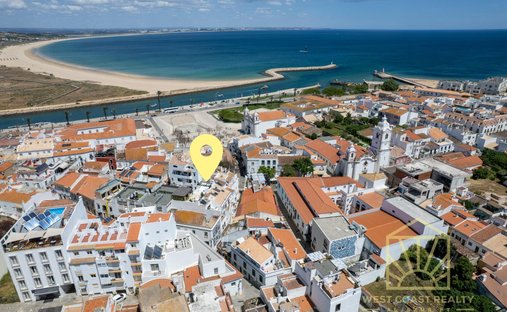 Penthouse in Sao Goncalo de Lagos, Algarve, Portugal 1