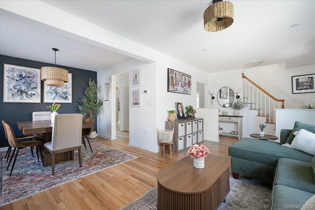 House in New York, New York, United States 5 - 17938400