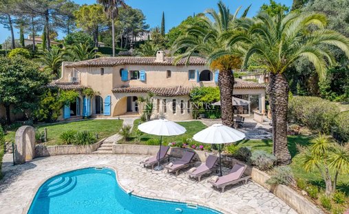 Maison à Valbonne, Provence-Alpes-Côte d'Azur, France 1