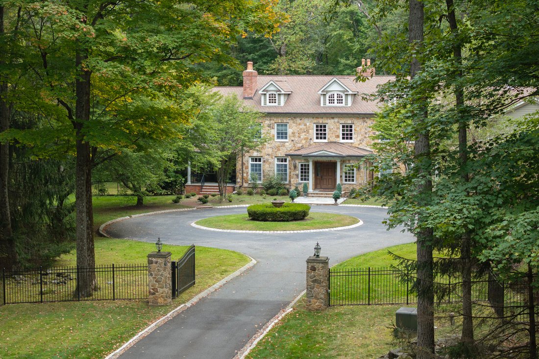 House in Mendham, New Jersey, United States 2 - 17936304