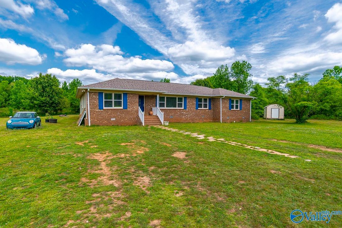 Farm Ranch in New Market, Alabama, United States 2 - 17940478