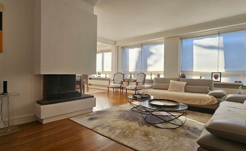 Apartment in Le Village, Louveciennes, France 1