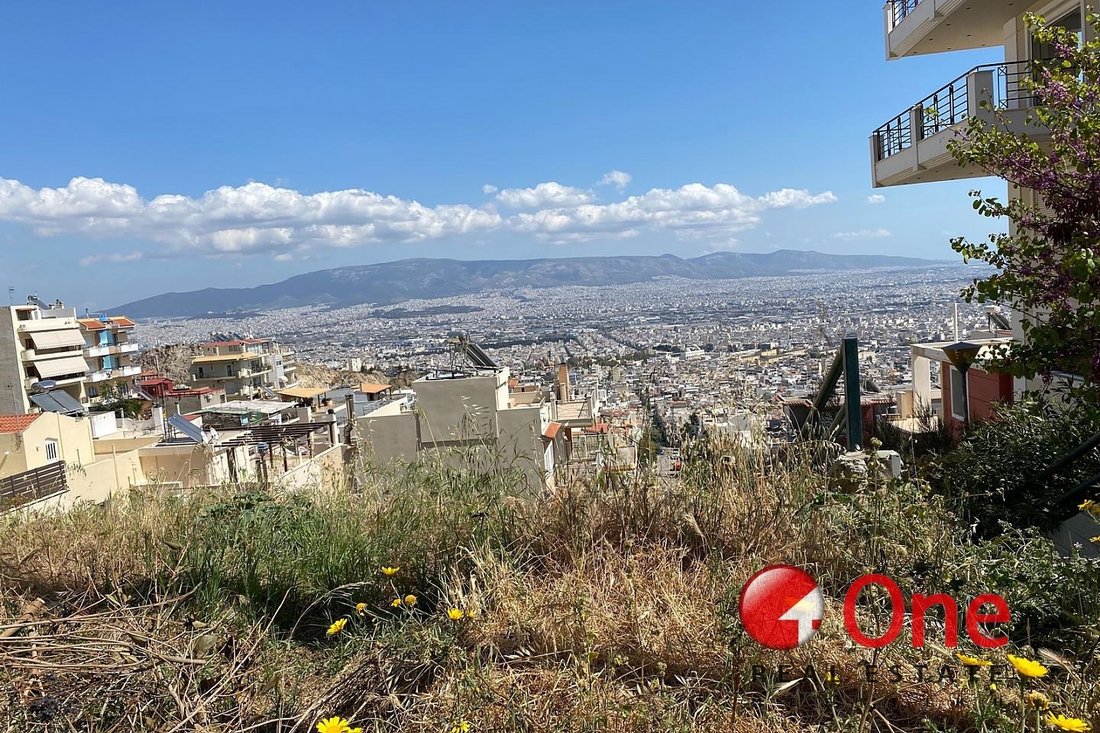 Land in Korydallos, Attica, Greece 1 - 17930341