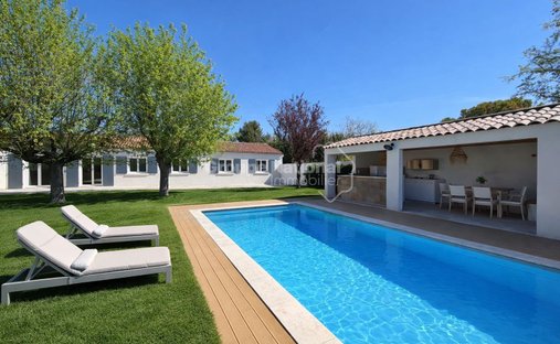 House in Granettes-Jauberte-Sainte Anne, Aix-en-Provence, France 1