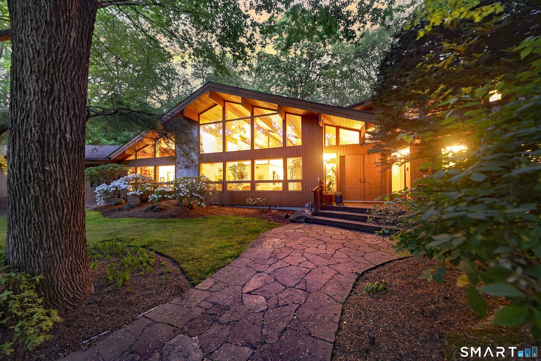 House in Orange, Connecticut, United States 4 - 17938016