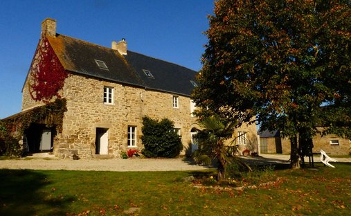 House in Pléven, Val-d'Arguenon, France 1