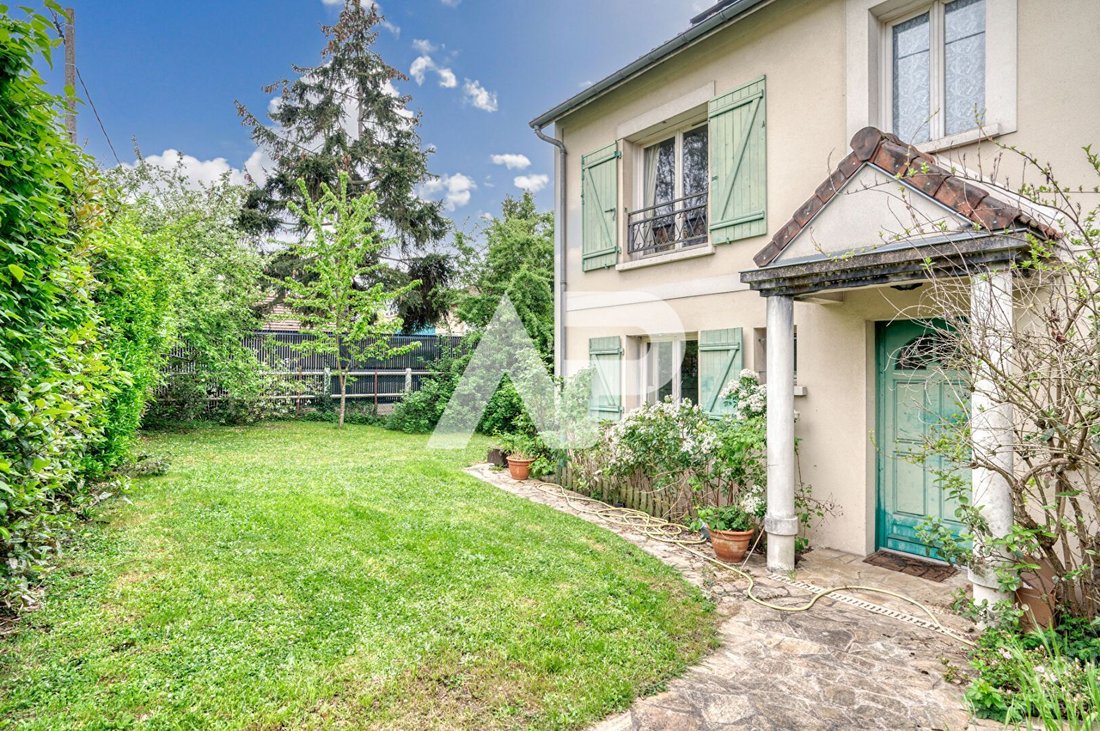 House in Centre Ville, Rueil-Malmaison, France 1 - 16479535