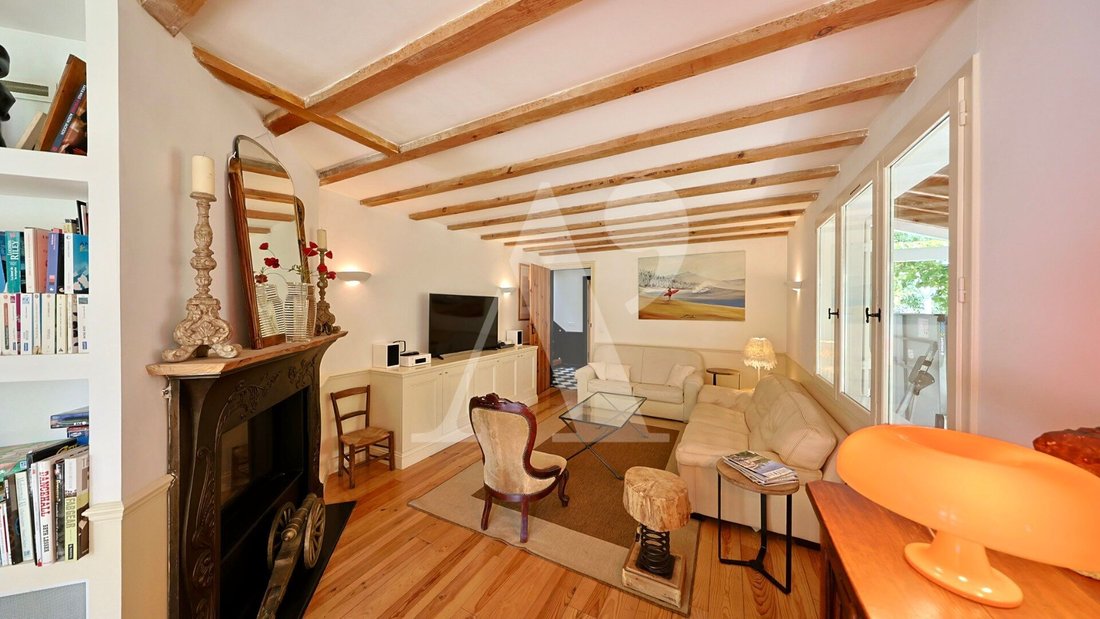House in Saint-Julien-en-Born, Nouvelle-Aquitaine, France 4 - 16146155