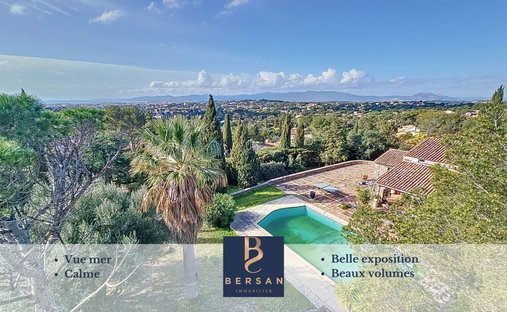 Villa in Exterieurs, Frejus, France 1