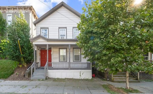 Townhouse in Hudson, New York, United States 1