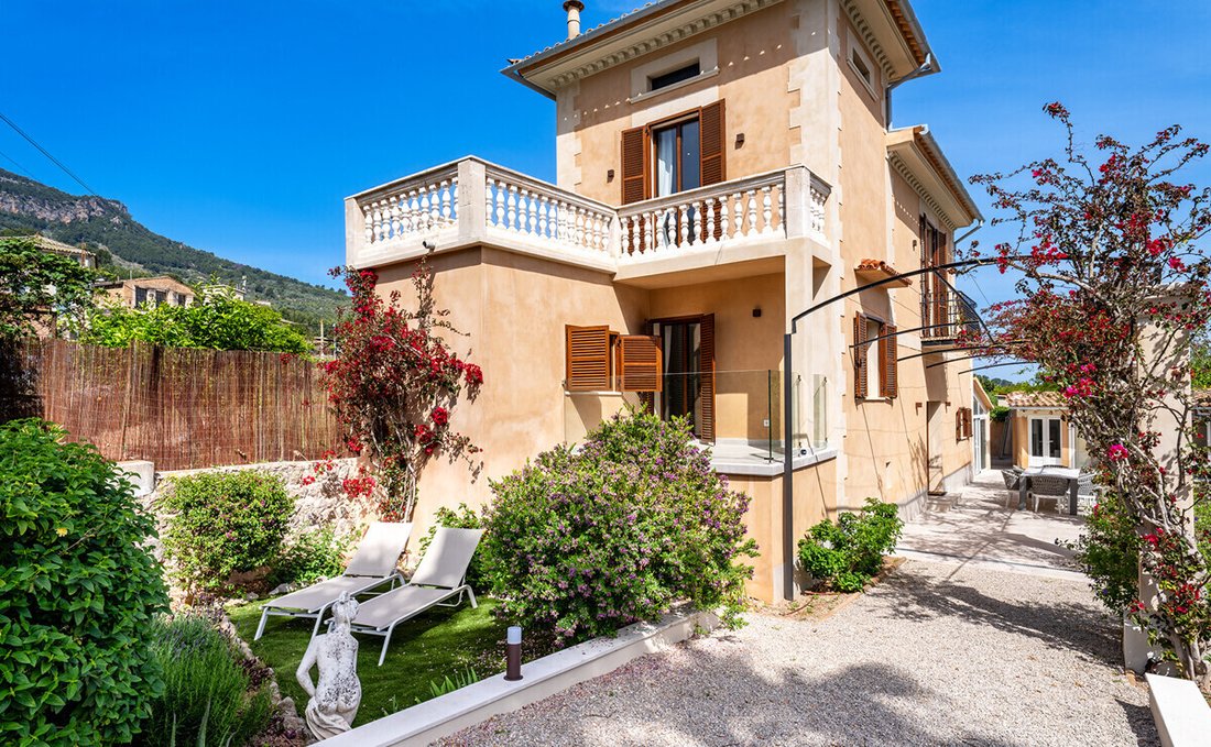 Chalet in Soller, Balearic Islands, Spain 3 - 17932799