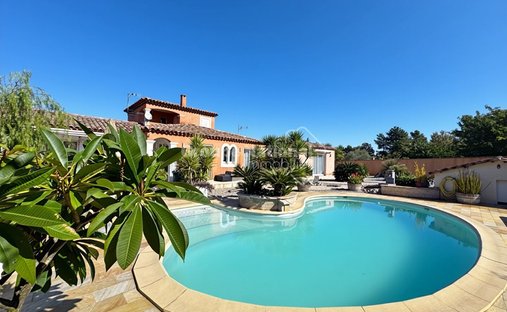 House in Marignane, Provence-Alpes-Côte d'Azur, France 1