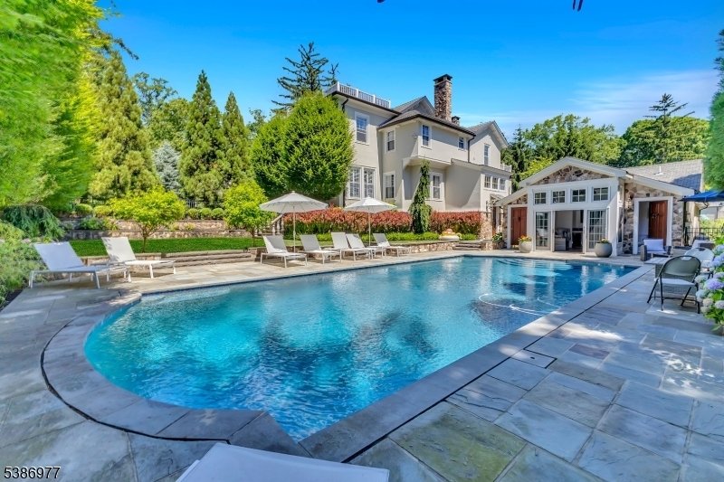 House in Montclair, New Jersey, United States 2 - 17938009