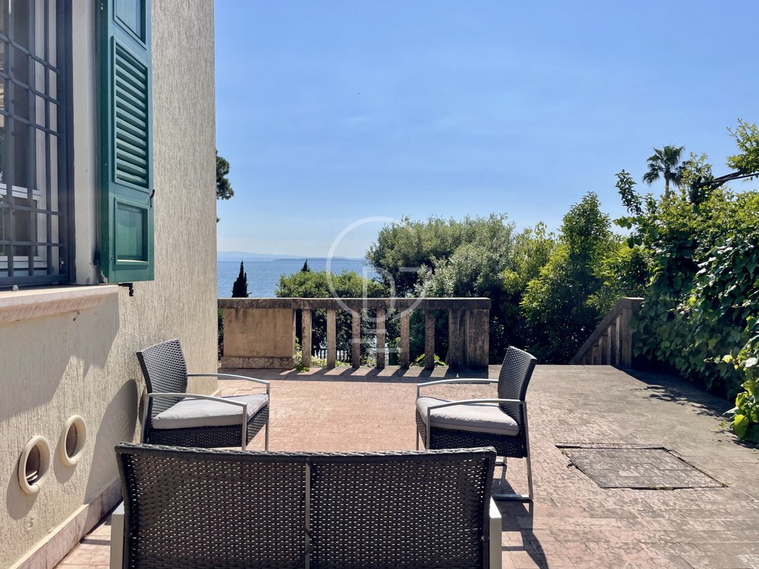 Apartment in Hill Zone, Padenghe sul Garda, Lombardy 3 - 17931132