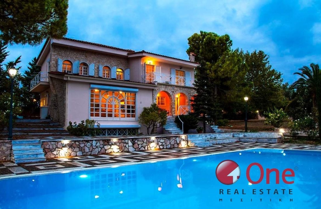 Villa in Oropos, Attica, Greece 2 - 17931580