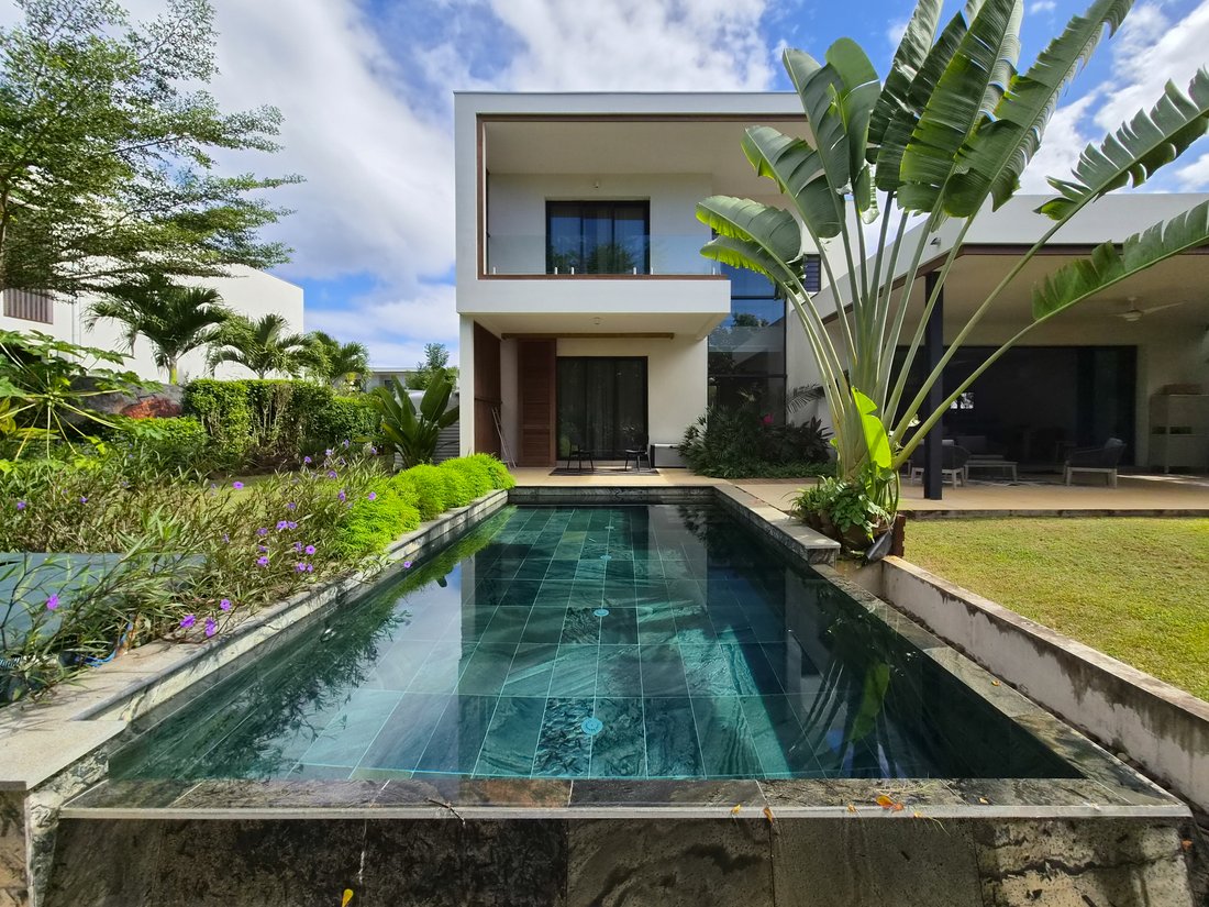 Villa in Tamarin, Rivière Noire District, Mauritius 1 - 17938487