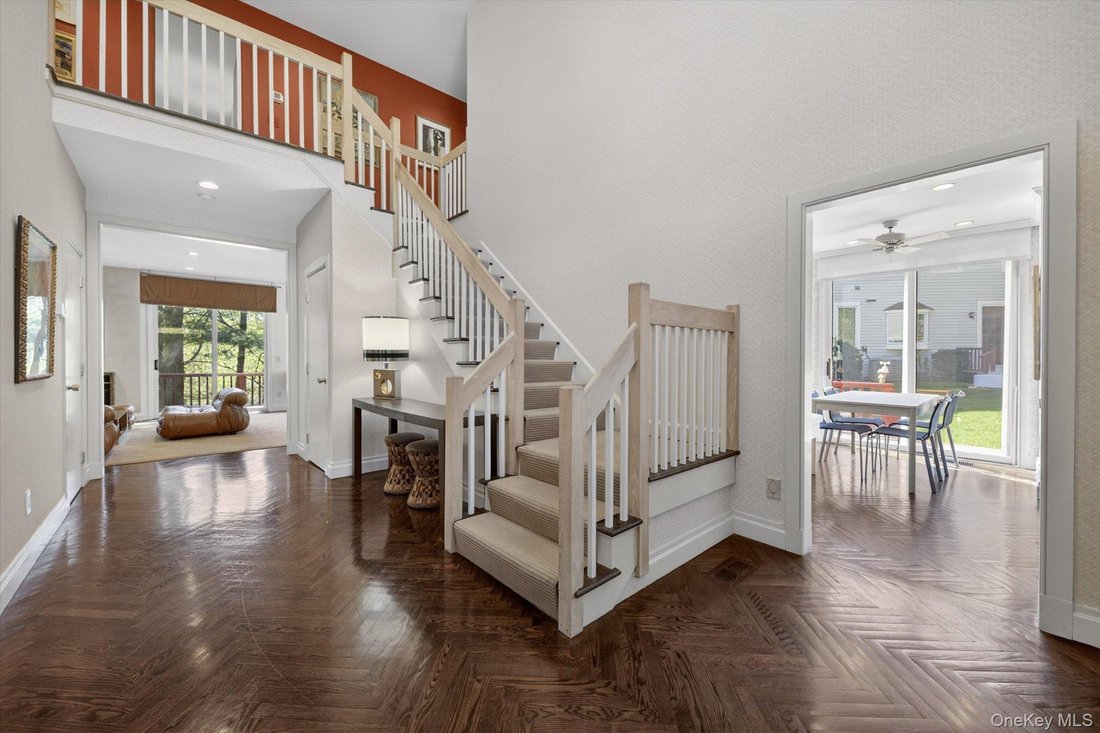 House in White Plains, New York, United States 3 - 17938011