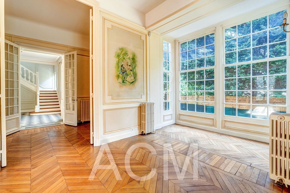 Villa in Napoleon, Maisons-Laffitte, France 2 - 16066316
