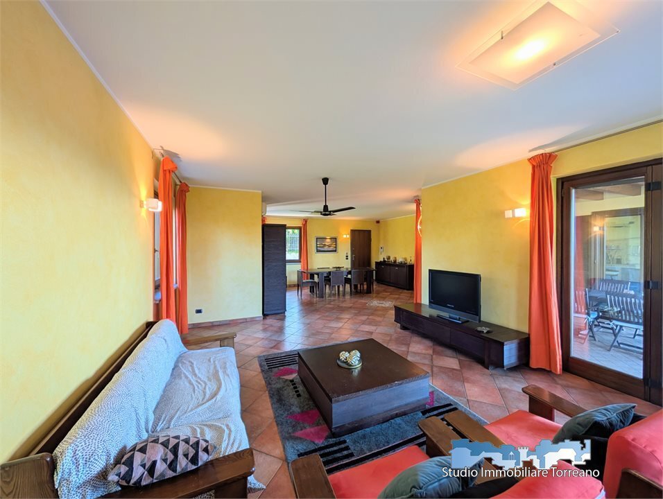 Villa in Piverone, Piedmont, Italy 5 - 17944374